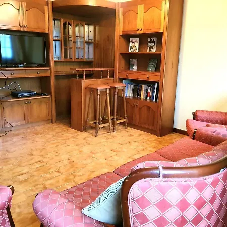 Garrett Apartment *
